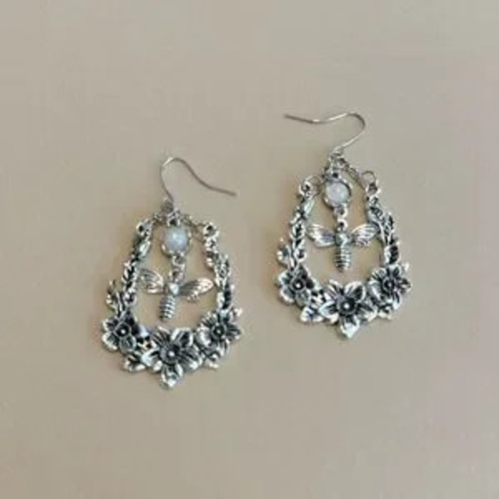 Bees earrings N1075